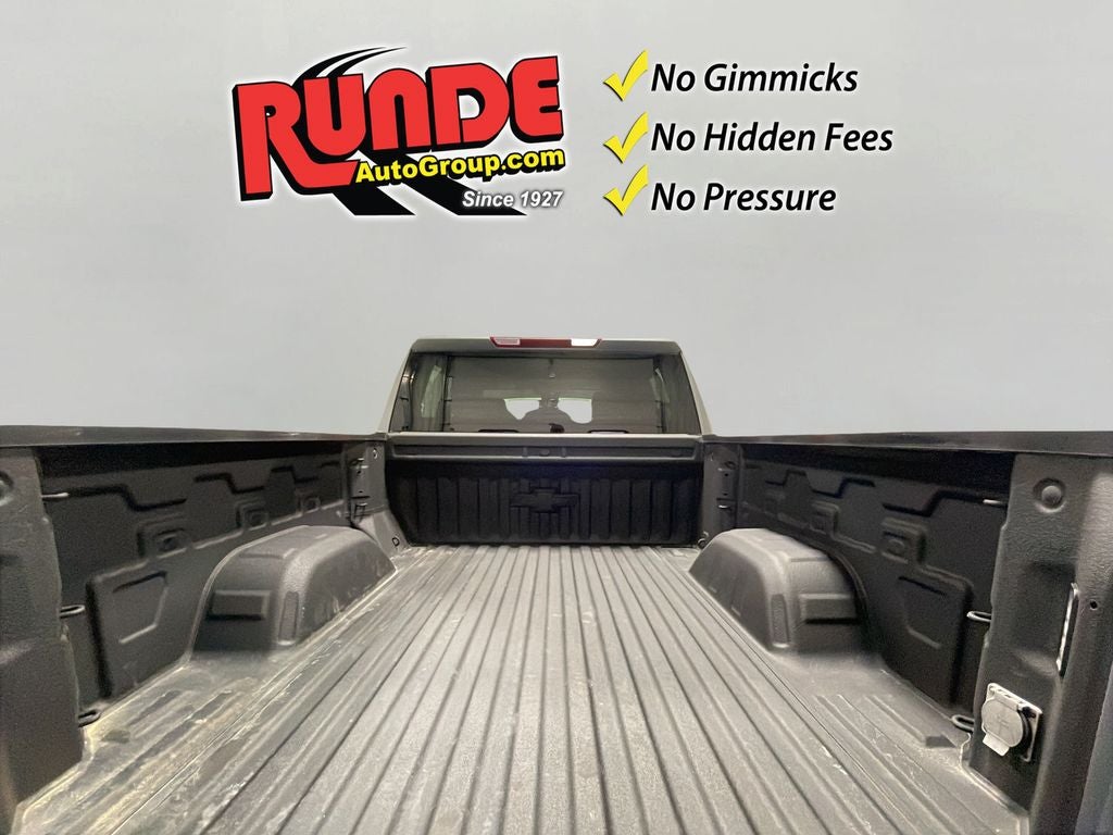 2023 Chevrolet Silverado RST