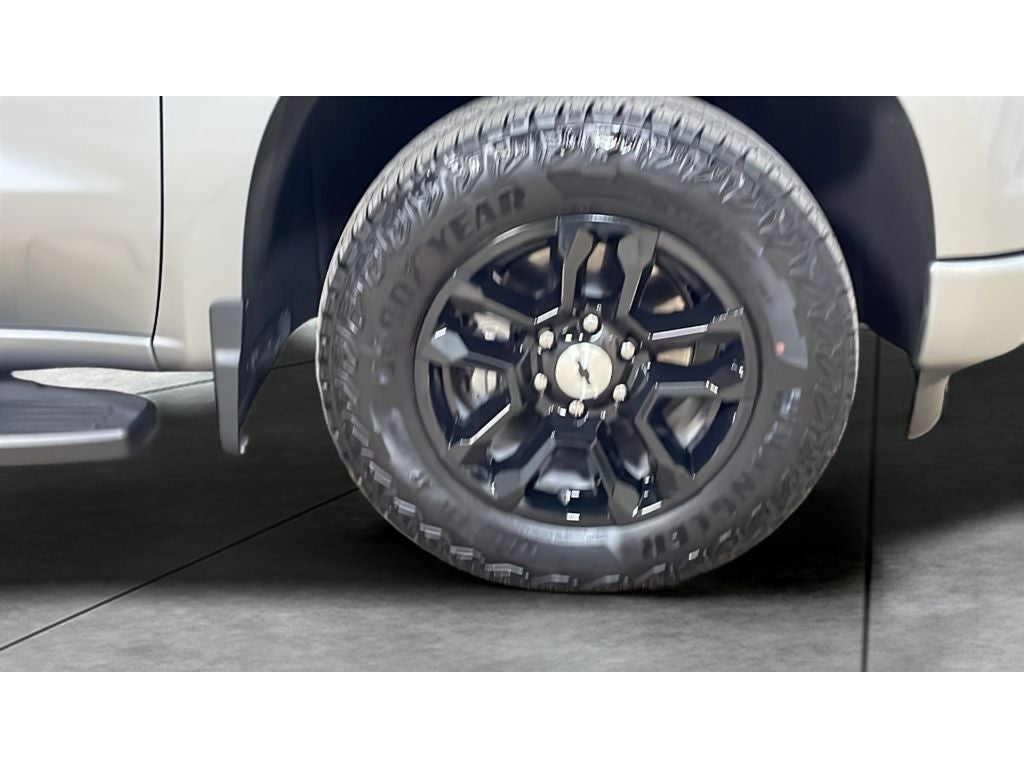 2023 Chevrolet Silverado RST