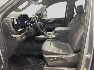 2024 Chevrolet Silverado LTZ