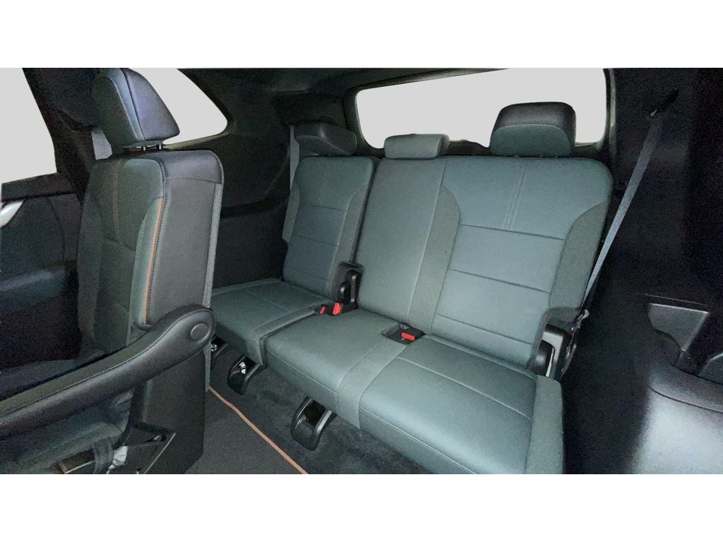 2025 GMC Acadia AWD AT4