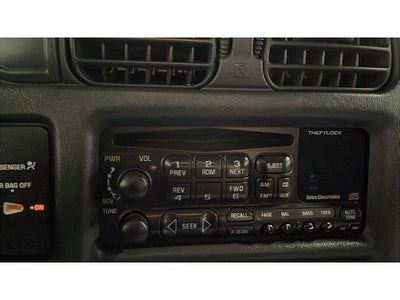 2001 GMC Sonoma SLS w/1SG Pkg