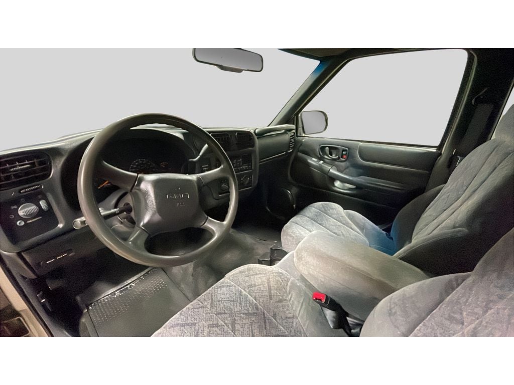 2001 GMC Sonoma SLS w/1SG Pkg