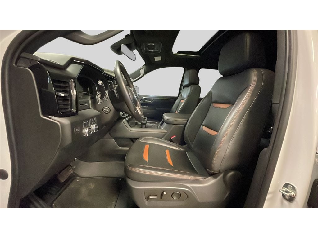 2023 GMC Sierra AT4