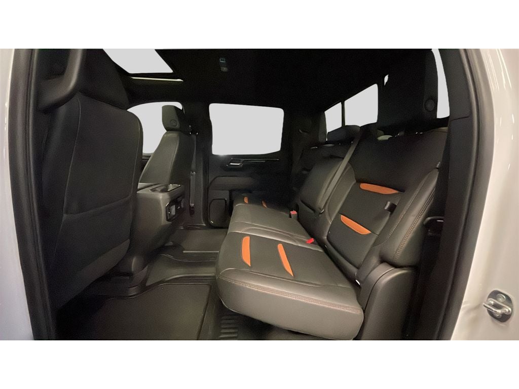 2023 GMC Sierra AT4