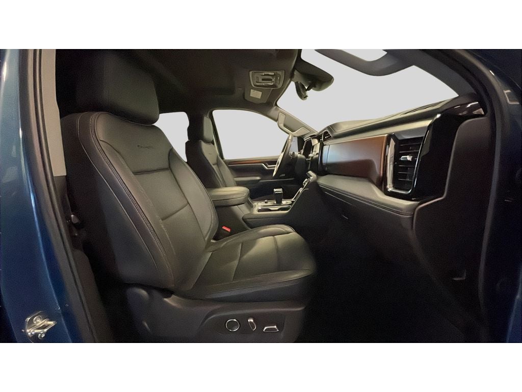 2025 GMC Sierra Denali