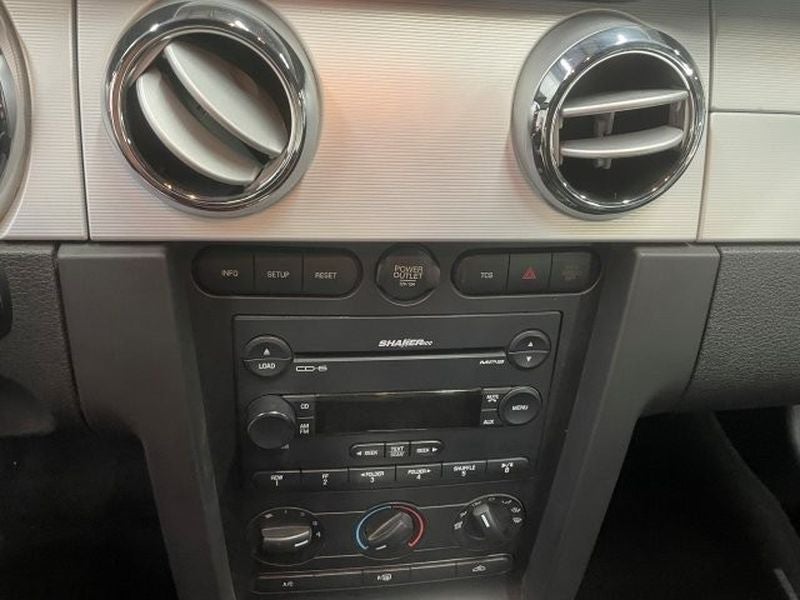 2007 Ford Mustang Base