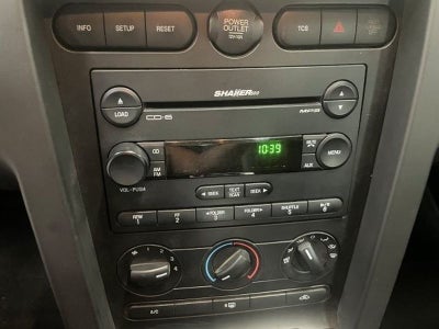 2007 Ford Mustang Base