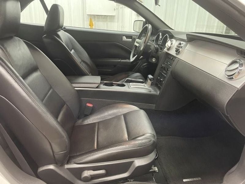 2007 Ford Mustang Base