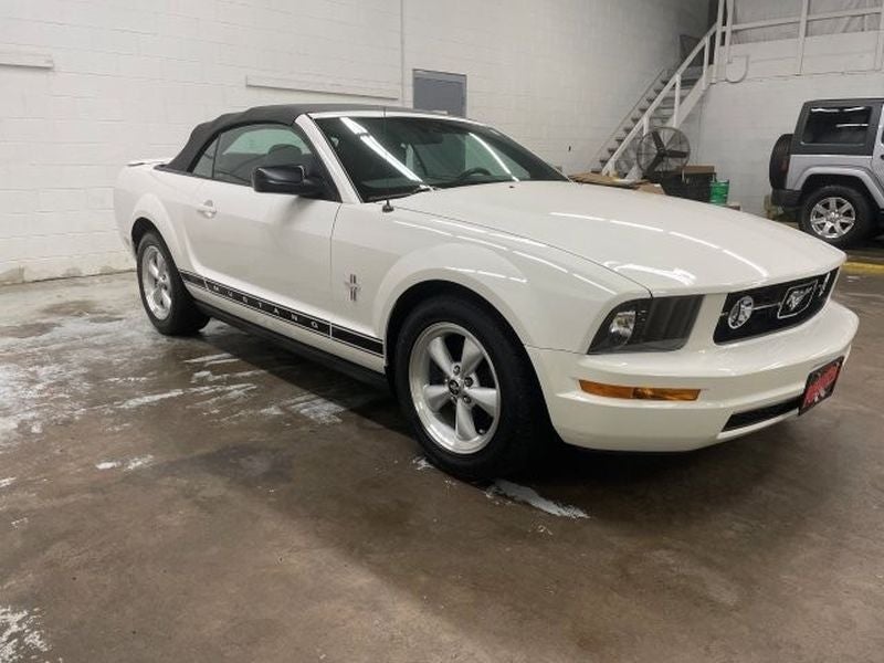 2007 Ford Mustang Base