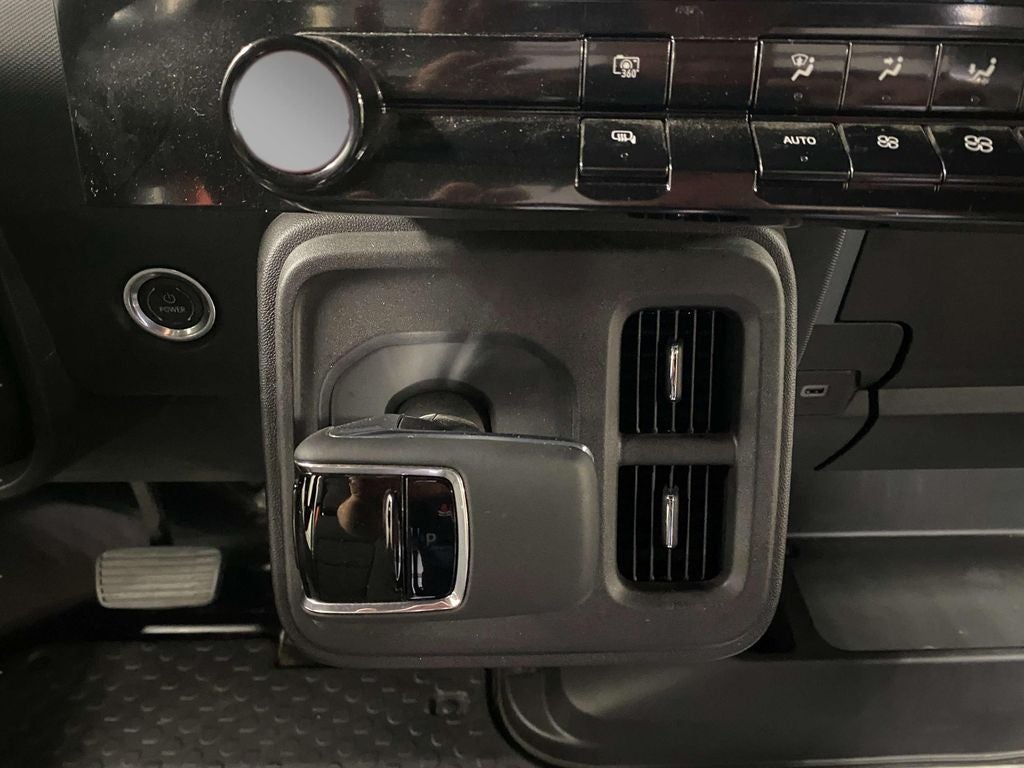 2023 BrightDrop BrightDrop Zevo 600 AWD-heated Base