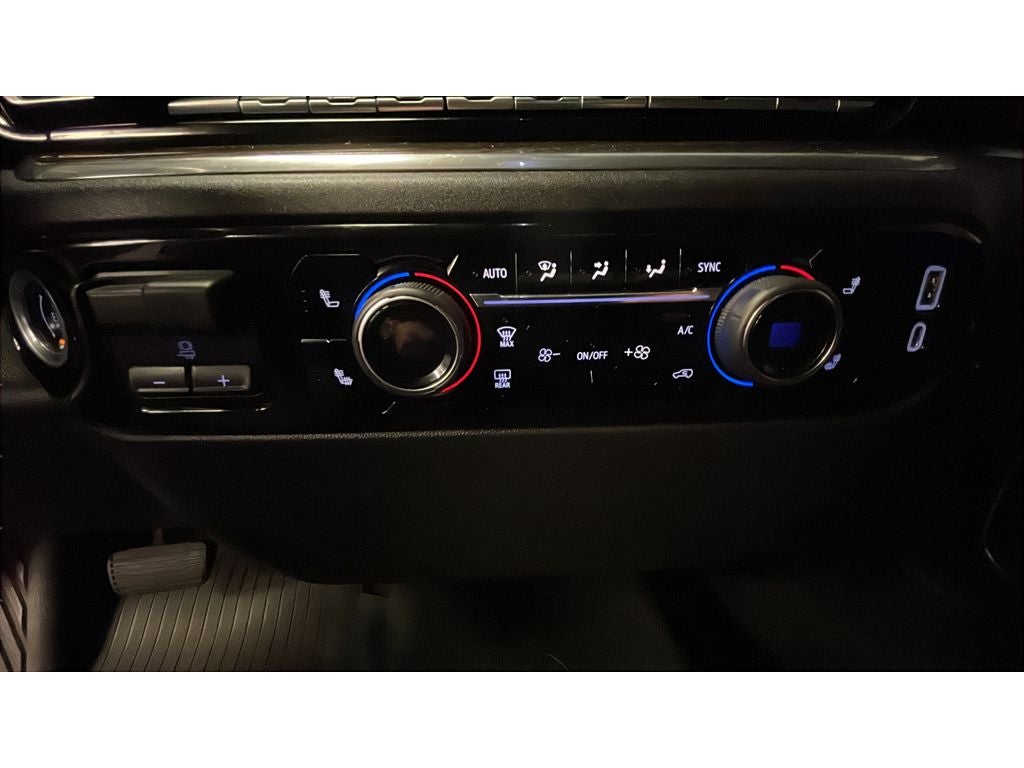 2023 Chevrolet Silverado RST