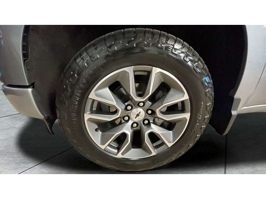 2023 Chevrolet Silverado RST