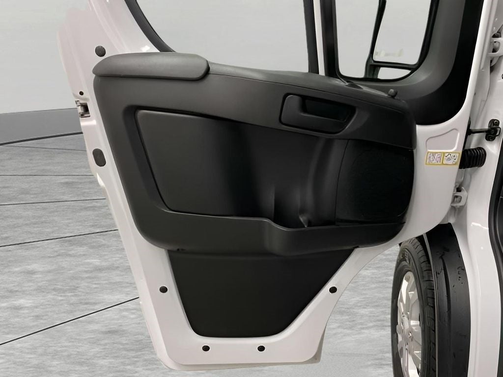 2025 RAM ProMaster 2500 SLT