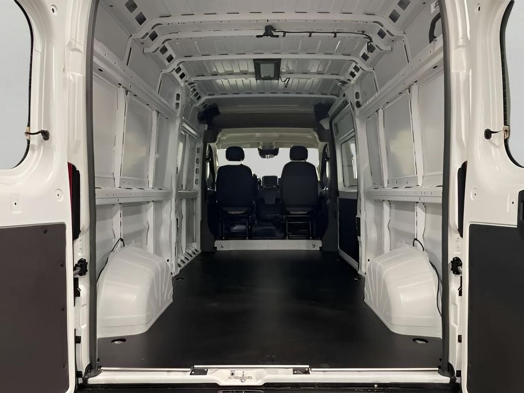 2025 RAM ProMaster 2500 SLT