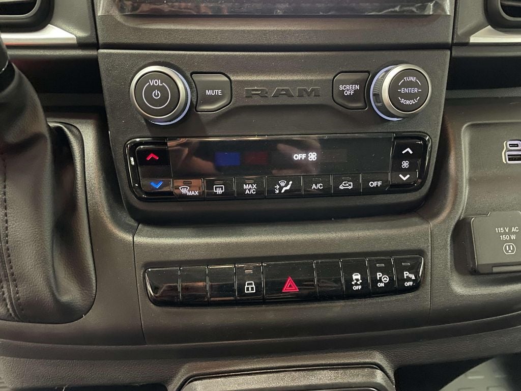 2025 RAM ProMaster 3500 SLT
