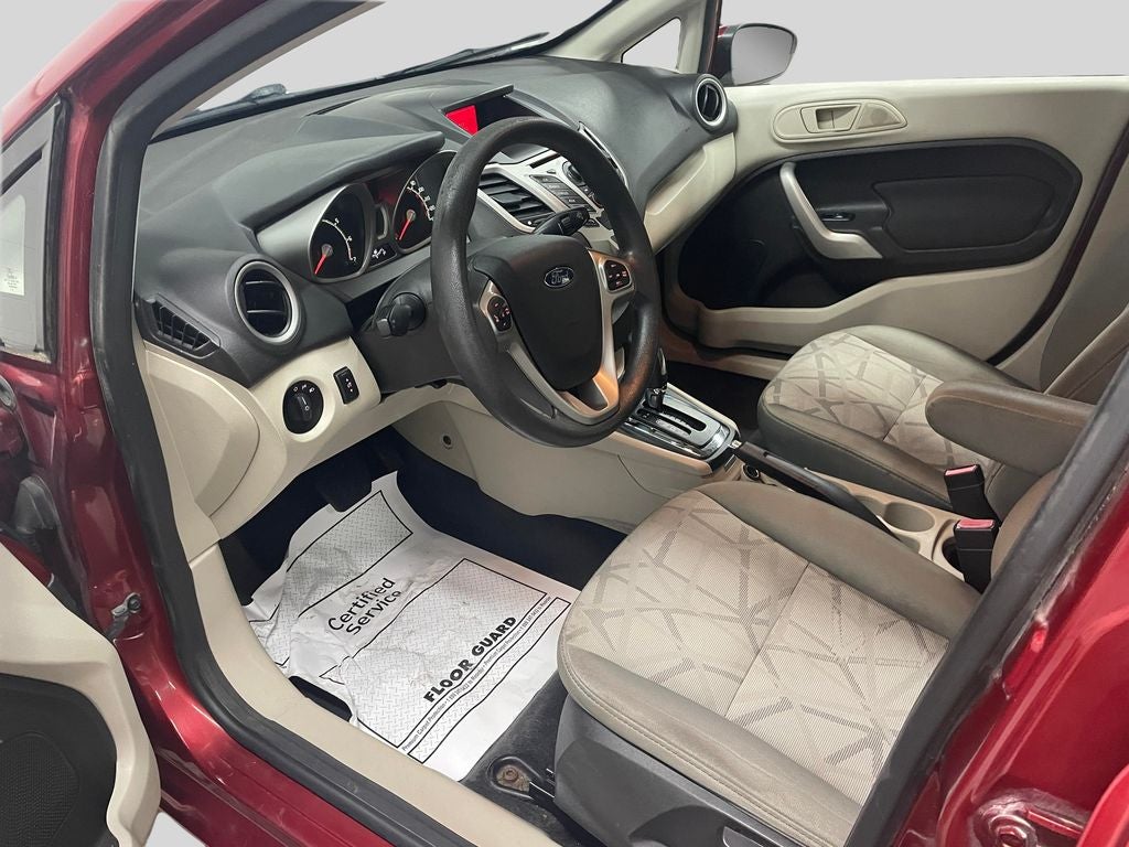 2013 Ford Fiesta SE