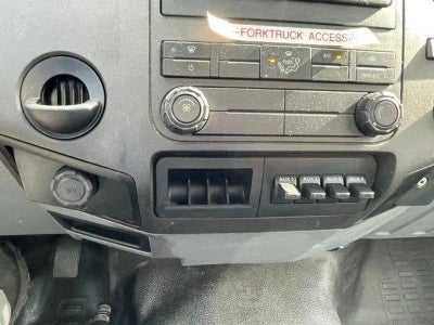 2015 Ford F-650 Base
