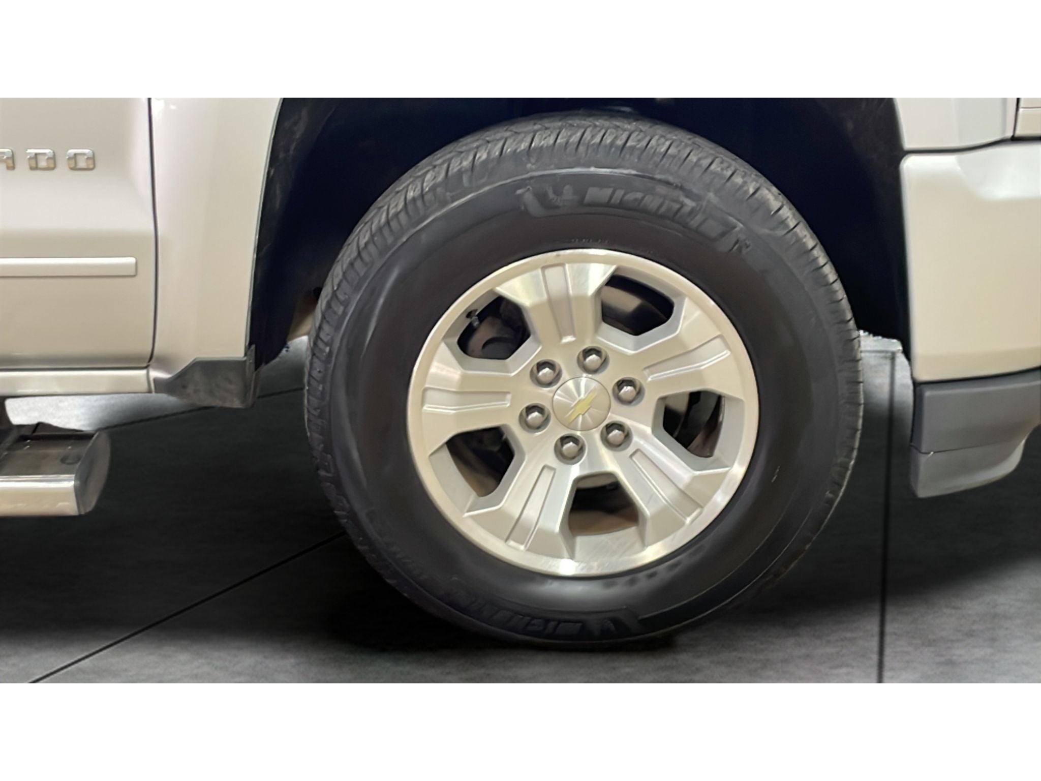 2017 Chevrolet Silverado LT