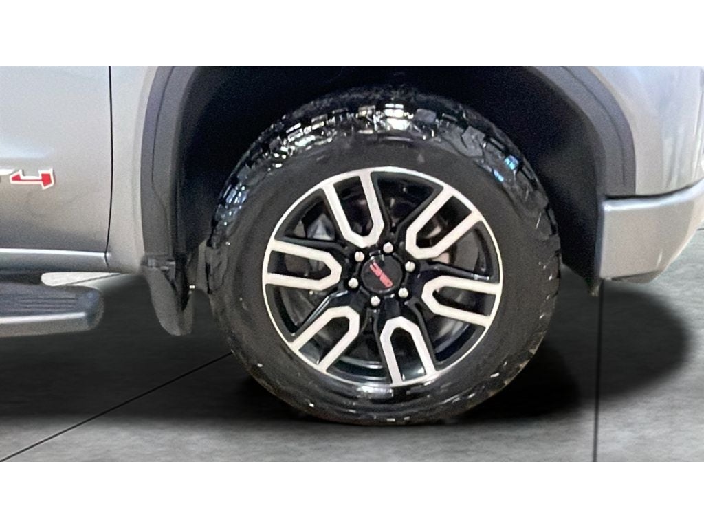 2022 GMC Sierra Limited AT4