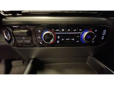 2025 GMC Sierra SLT