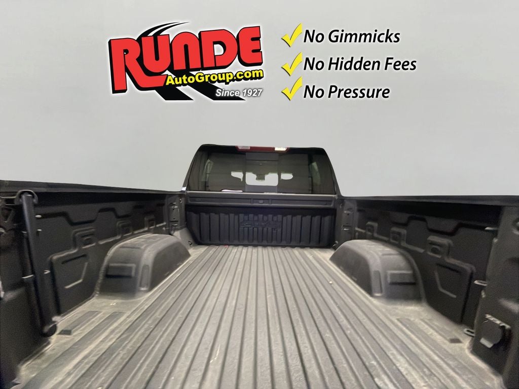 2024 GMC Sierra AT4