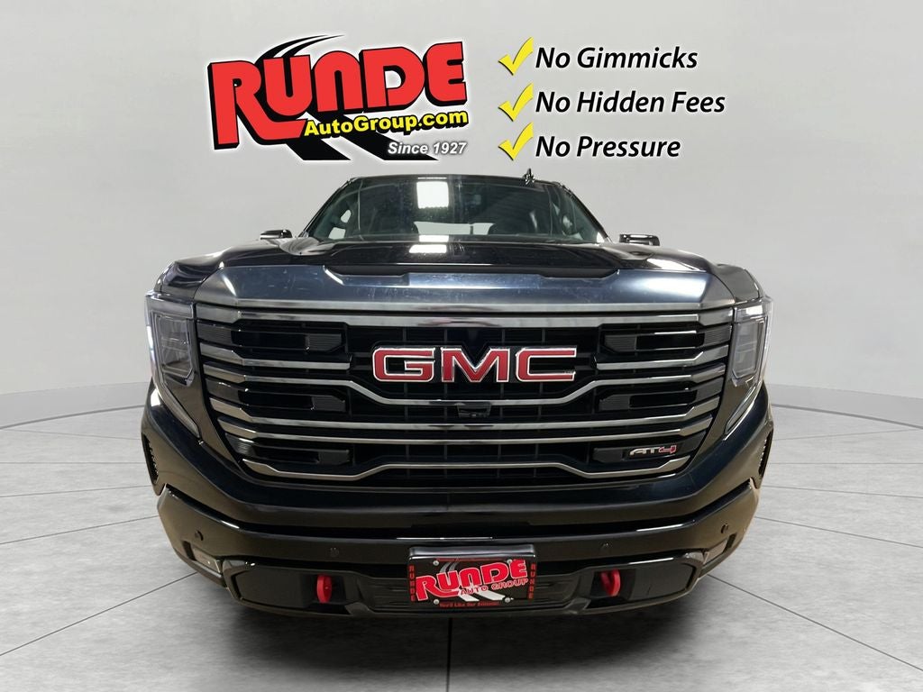 2024 GMC Sierra AT4