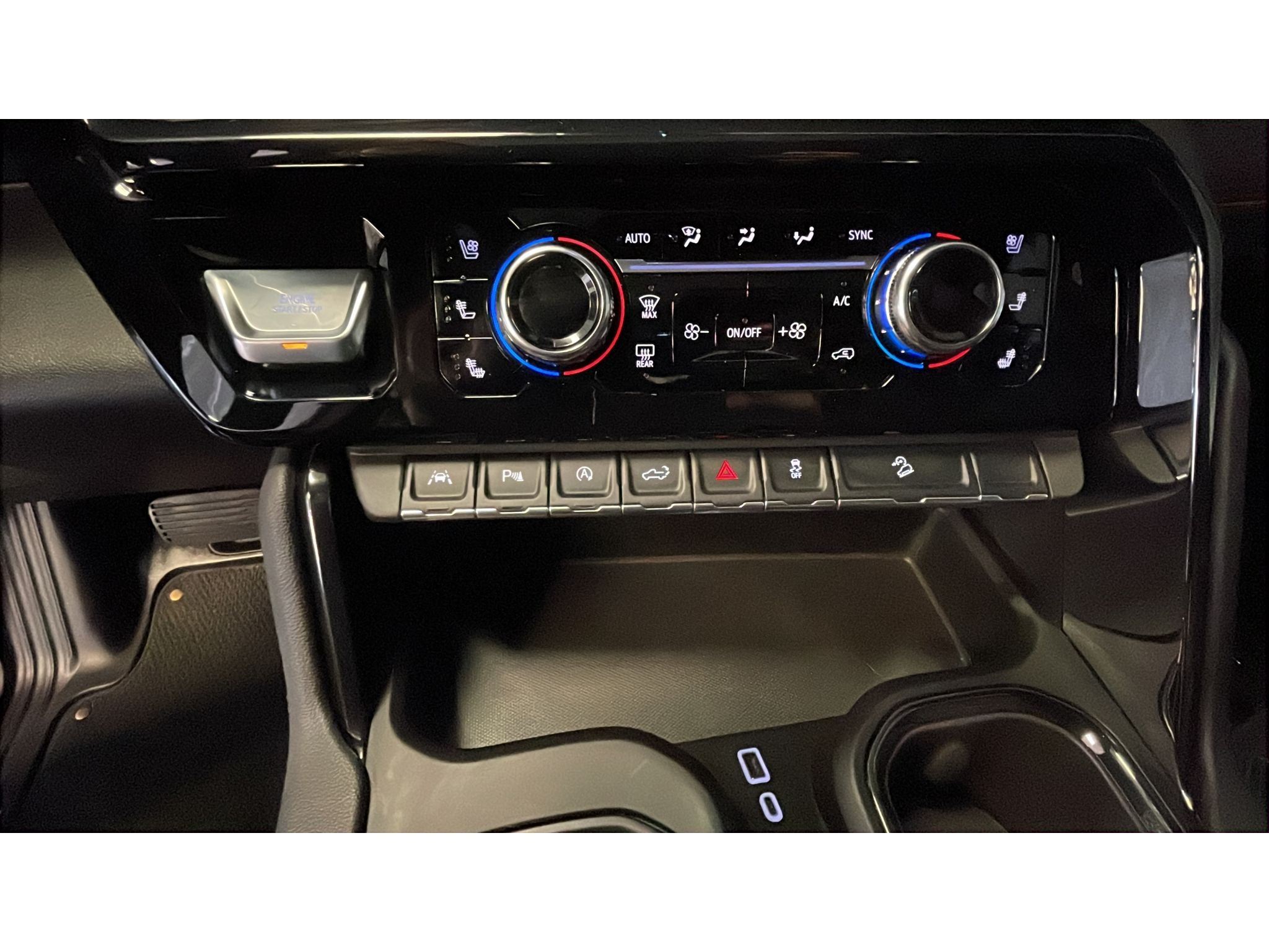 2024 GMC Sierra AT4
