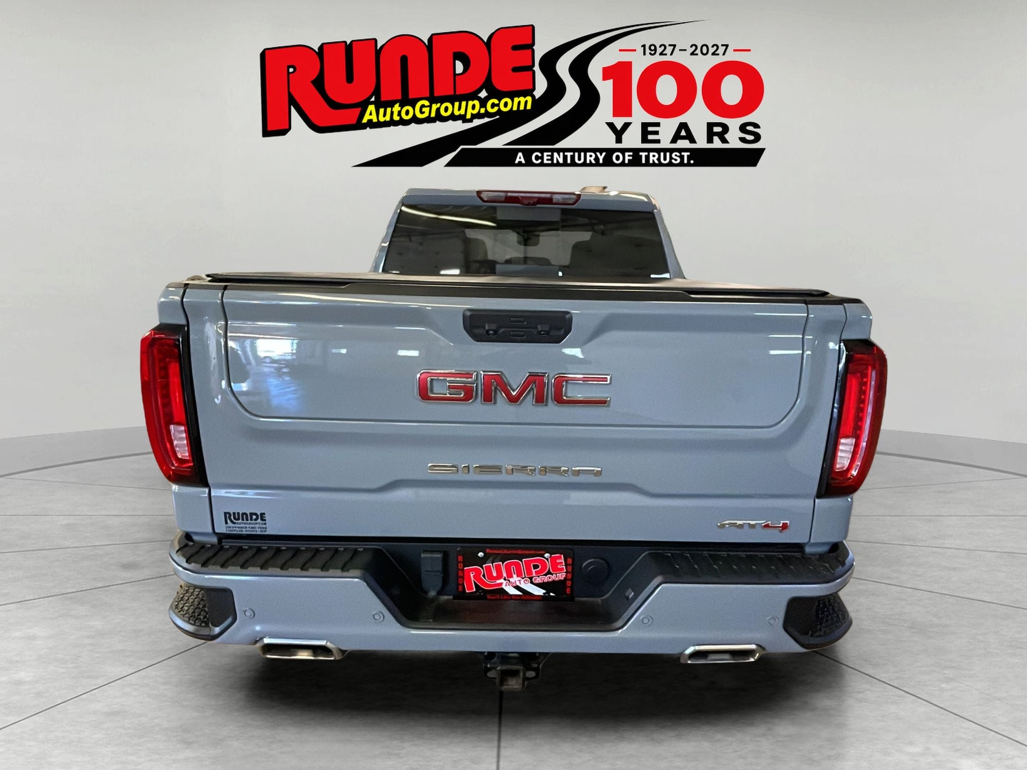 2024 GMC Sierra AT4
