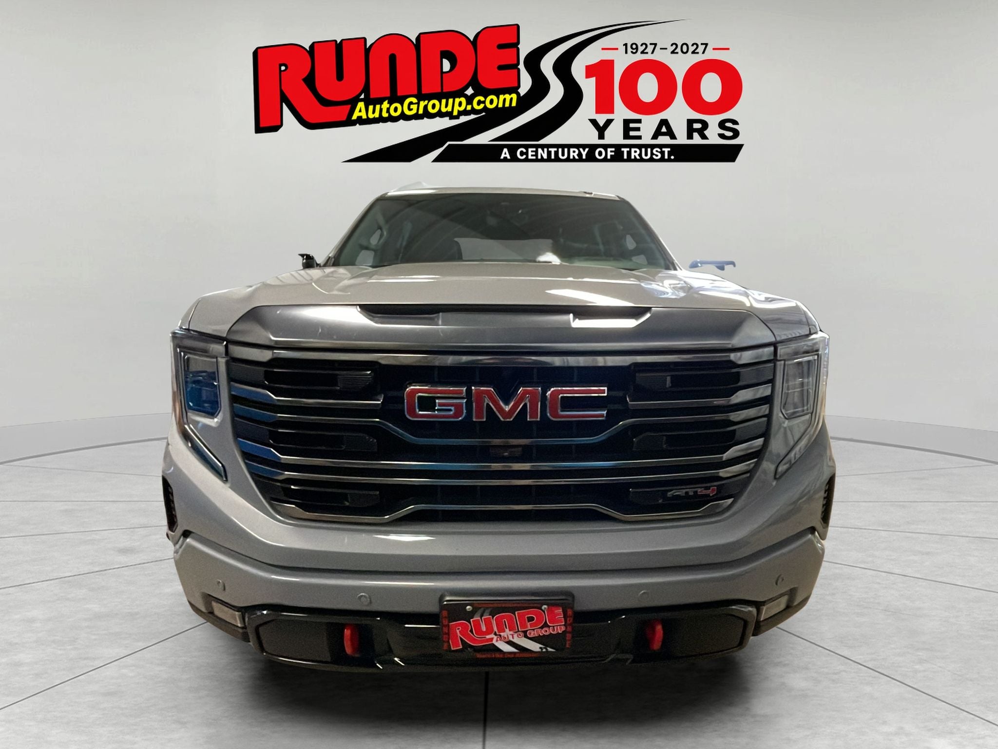 2024 GMC Sierra AT4