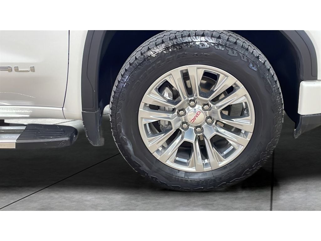 2022 GMC Sierra Denali