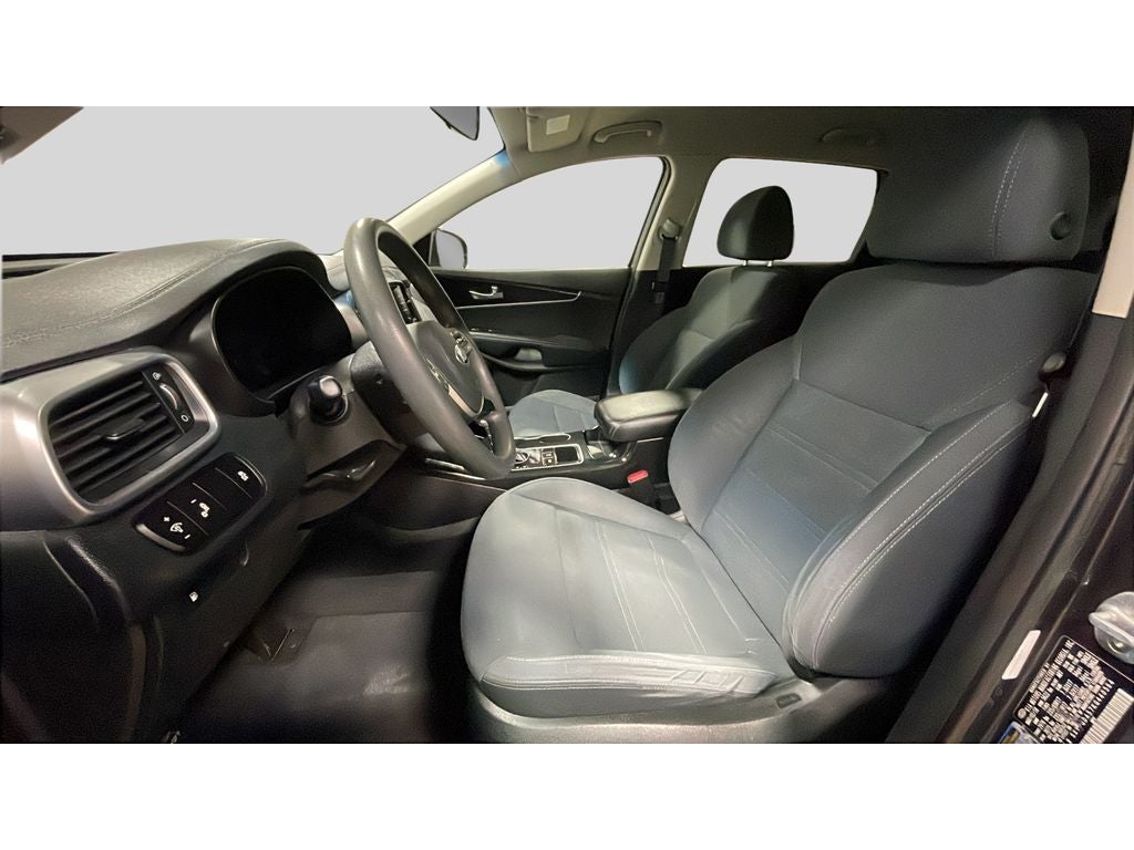 2019 Kia Sorento LX V6